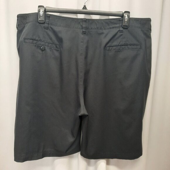PGA Tour Men’s Golf Shorts Black Size 44 Performance Stretch Moisture Wicking - Picture 3 of 8